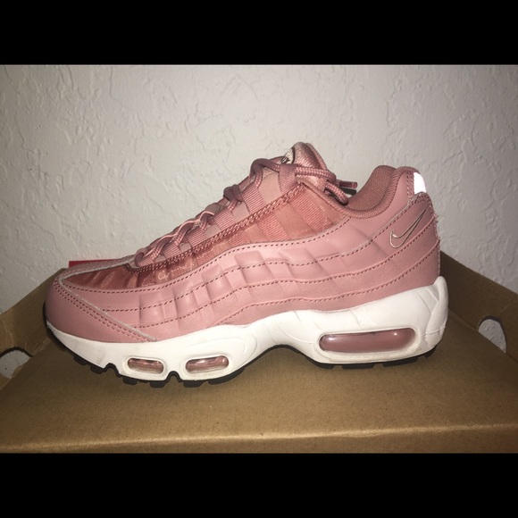 PINK WMNS NIKE AIR MAX 95 - Picture 6 of 11